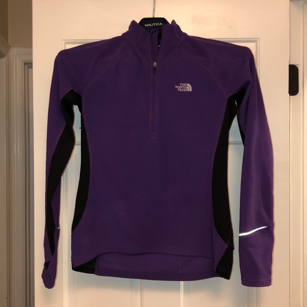Women’s size M The North Face fleece 1/2 zip